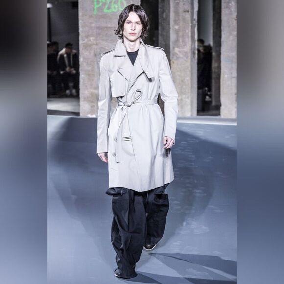 𝅺RICK Owens Runway FW16 Mastodon coat size 40 BNWT - Picture 1 of 12